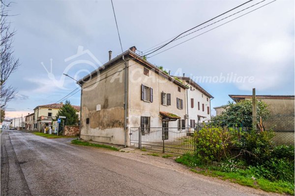 casa indipendente in vendita a Polesine Zibello