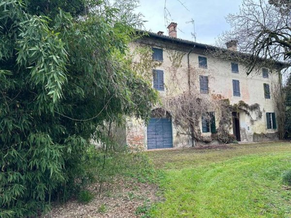 casa indipendente in vendita a Polesine Zibello