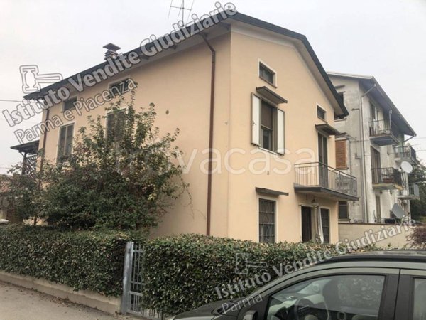 appartamento in vendita a Polesine Zibello in zona Zibello