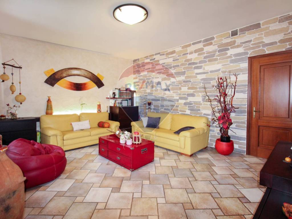 casa indipendente in vendita a Polesine Zibello in zona Zibello