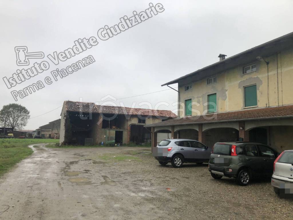 monolocale in vendita a Polesine Zibello