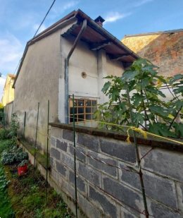casa indipendente in vendita a Polesine Zibello in zona Polesine Parmense