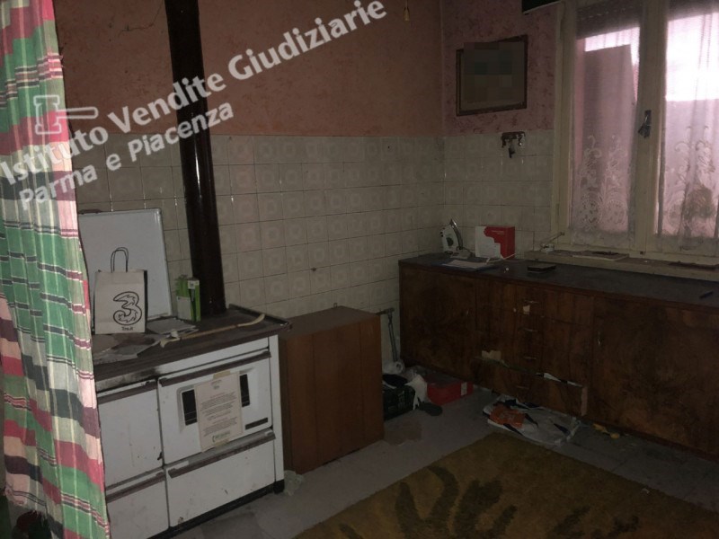 casa indipendente in vendita a Polesine Zibello