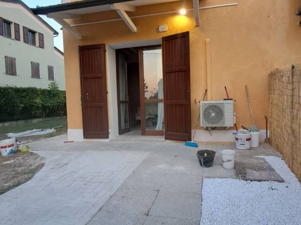appartamento in vendita a Polesine Zibello in zona Vidalenzo