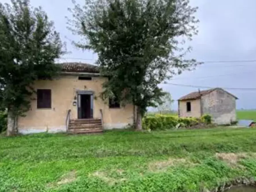 casa indipendente in vendita a Polesine Zibello in zona Polesine Parmense