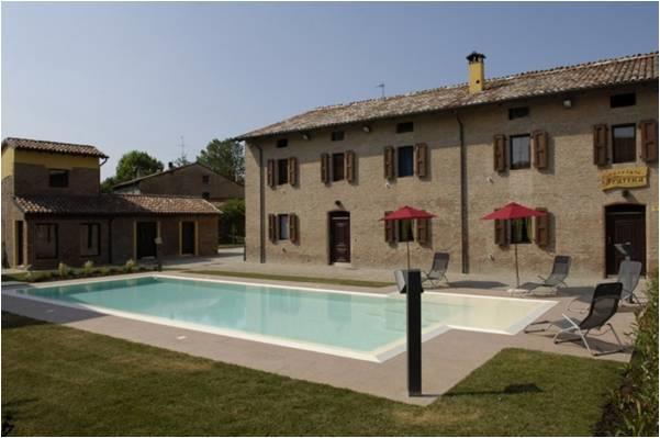 casa indipendente in vendita a Polesine Zibello in zona Zibello