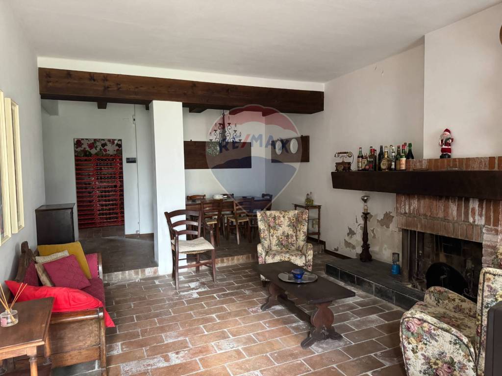 casa indipendente in vendita a Polesine Zibello