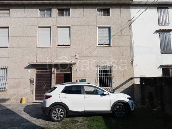 casa indipendente in vendita a Polesine Zibello