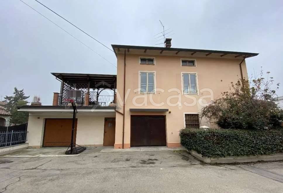 casa indipendente in vendita a Polesine Zibello in zona Zibello