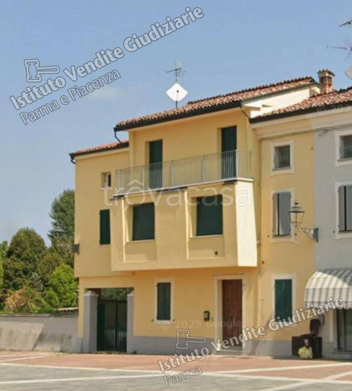 casa indipendente in vendita a Polesine Zibello in zona Zibello