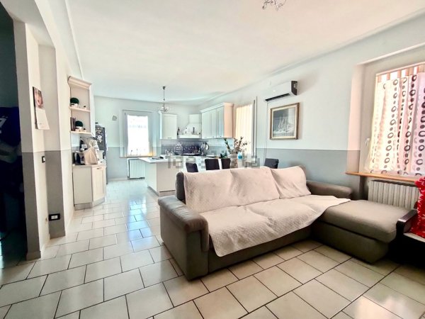 casa indipendente in vendita a Polesine Zibello in zona Zibello