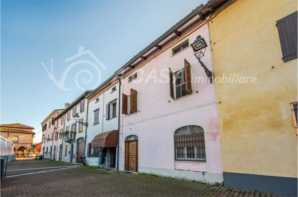 casa indipendente in vendita a Polesine Zibello in zona Zibello