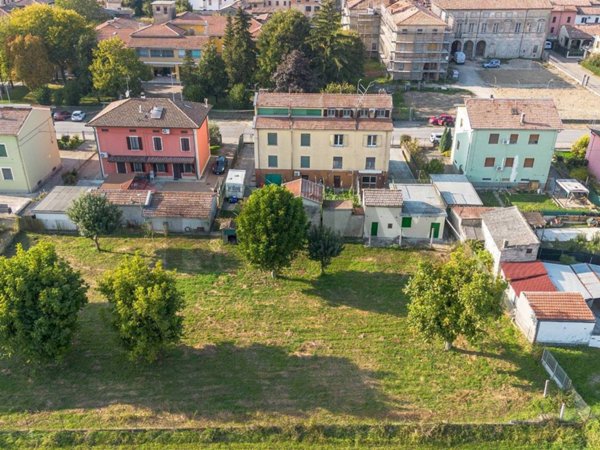 appartamento in vendita a Polesine Zibello in zona Zibello