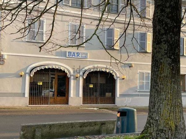 negozio in vendita a Polesine Zibello in zona Pieveottoville