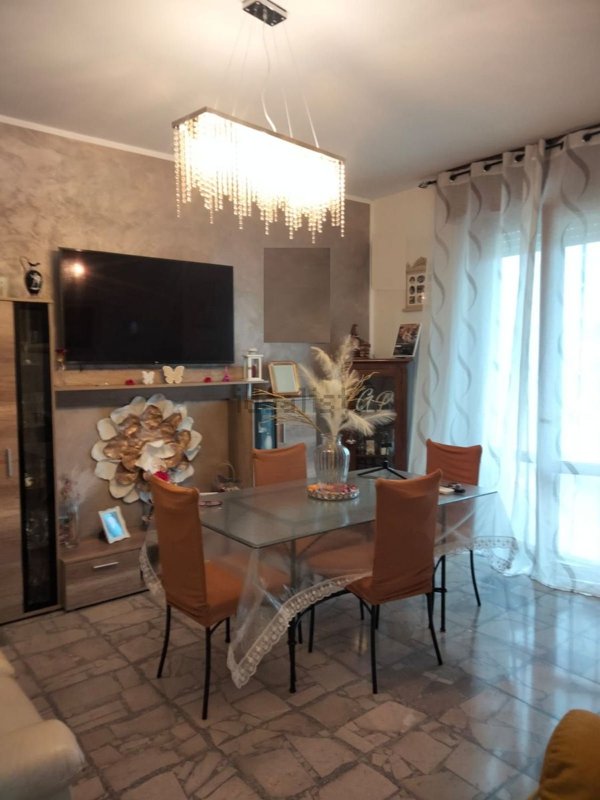 appartamento in vendita a Polesine Zibello in zona Ardola di Polesine Parmense