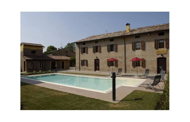 casa indipendente in vendita a Polesine Zibello in zona Zibello