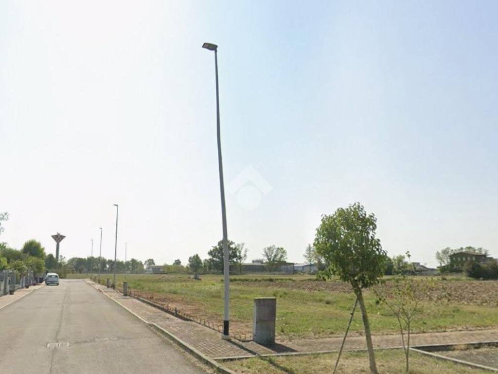 terreno edificabile in vendita a Polesine Zibello in zona Polesine Parmense