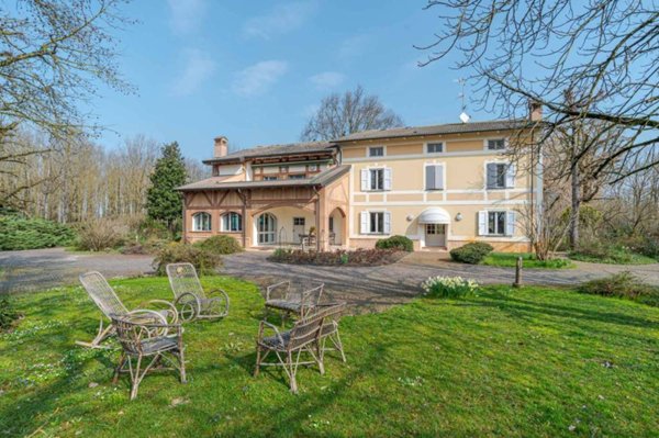 casa indipendente in vendita a Polesine Zibello in zona Ardella
