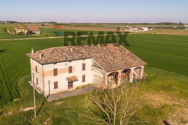 casa indipendente in vendita a Polesine Zibello in zona Zibello
