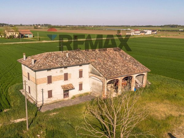 casa indipendente in vendita a Polesine Zibello in zona Zibello