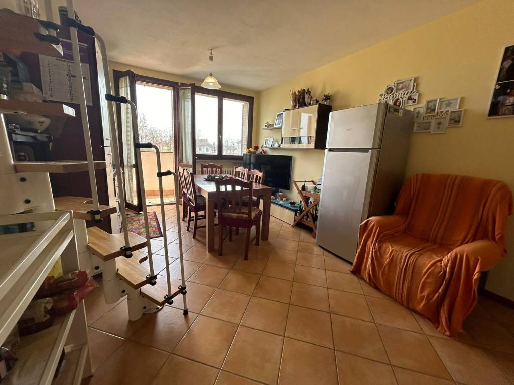 appartamento in vendita a Sorbolo Mezzani in zona Mezzano Inferiore