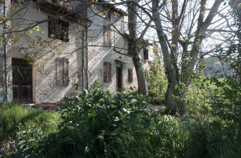 casale in vendita a Sorbolo Mezzani in zona Mezzano Superiore