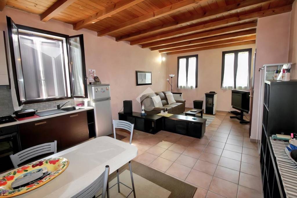 casa indipendente in vendita a Sorbolo Mezzani in zona Sorbolo