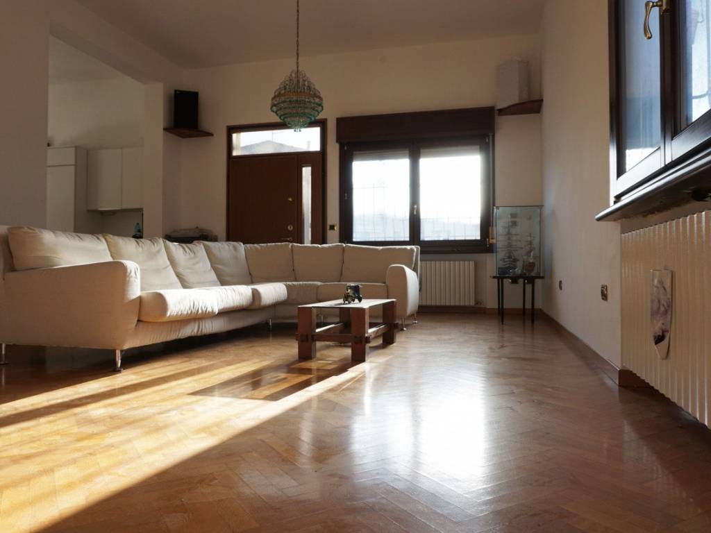 appartamento in vendita a Sorbolo Mezzani in zona Sorbolo