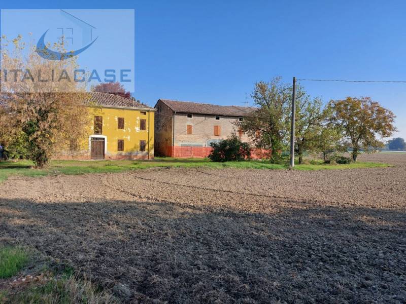 casale in vendita a Sorbolo Mezzani in zona Sorbolo