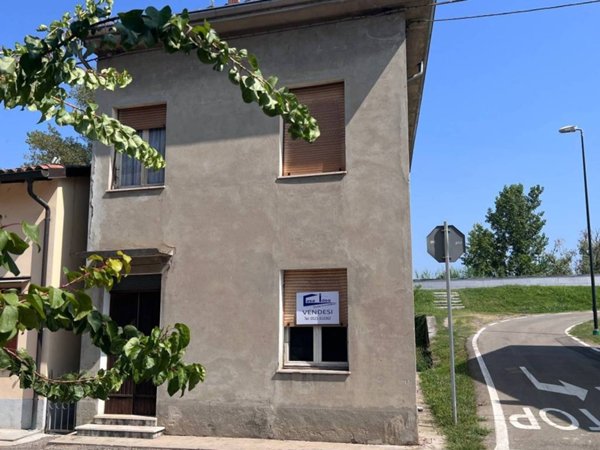 casa indipendente in vendita a Sorbolo Mezzani in zona Mezzano Superiore
