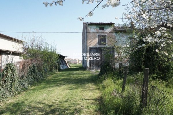 casa indipendente in vendita a Sorbolo Mezzani in zona Casale