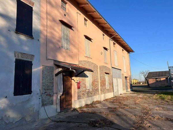 casa indipendente in vendita a Sorbolo Mezzani in zona Casale