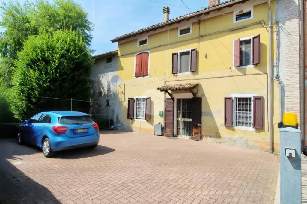 casa indipendente in vendita a Sorbolo Mezzani in zona Mezzano Inferiore