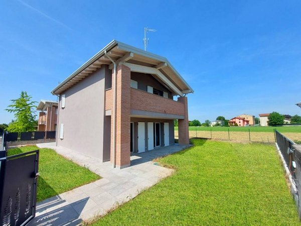 casa indipendente in vendita a Sorbolo Mezzani in zona Casale