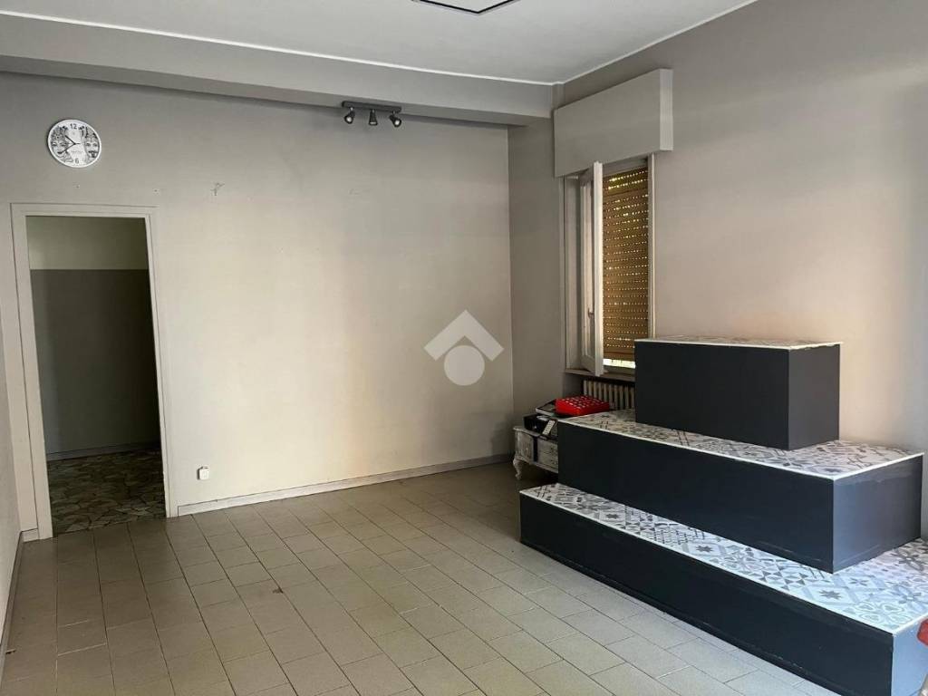 negozio in vendita a Sorbolo Mezzani in zona Sorbolo