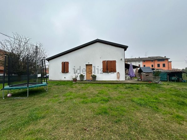casa indipendente in vendita a Sorbolo Mezzani