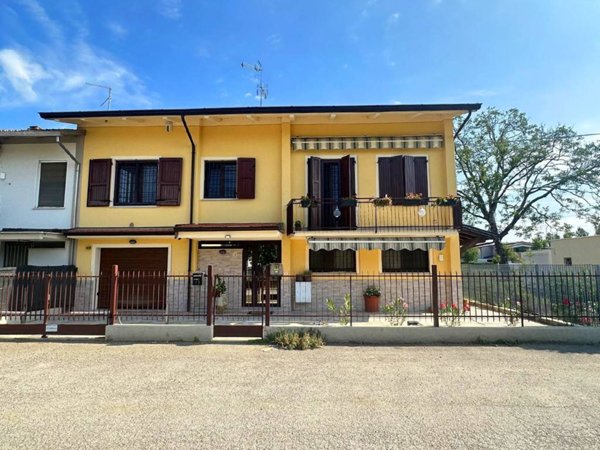 casa indipendente in vendita a Sorbolo Mezzani in zona Sorbolo