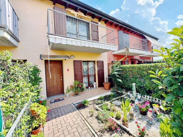 casa indipendente in vendita a Sorbolo Mezzani in zona Coenzo