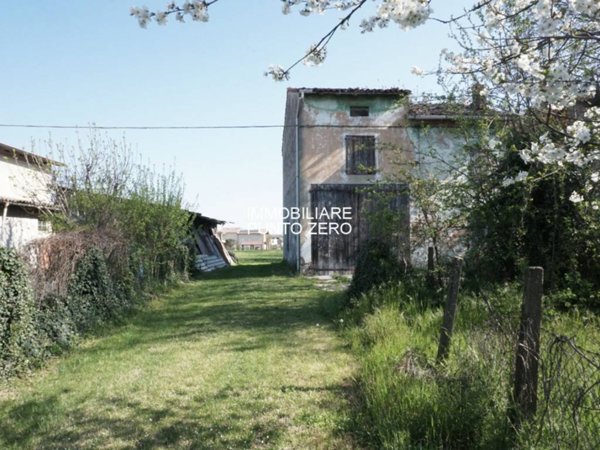 casa indipendente in vendita a Sorbolo Mezzani in zona Casale