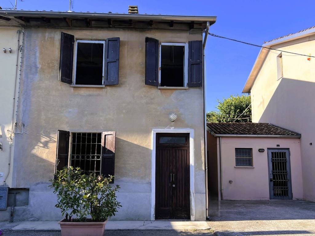 casa indipendente in vendita a Sorbolo Mezzani in zona Mezzano Rondani