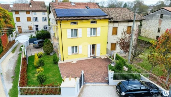 casa indipendente in vendita a Sorbolo Mezzani in zona Mezzani