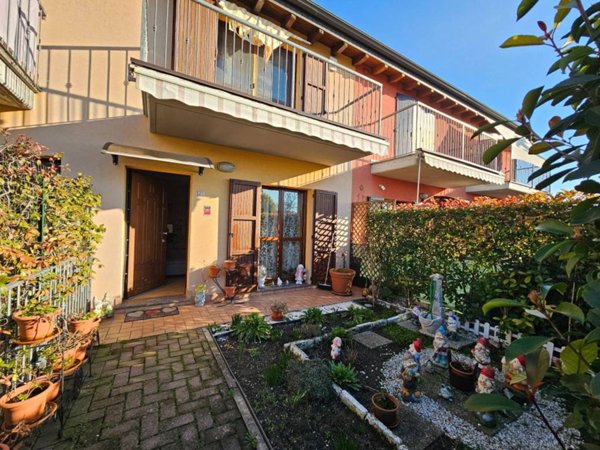 appartamento in vendita a Sorbolo Mezzani in zona Coenzo