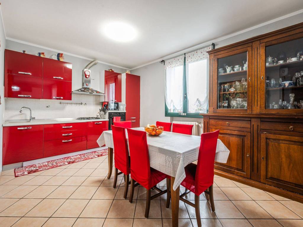 appartamento in vendita a Sorbolo Mezzani in zona Mezzano Superiore