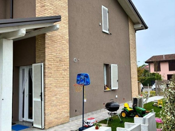 casa indipendente in vendita a Sorbolo Mezzani in zona Mezzani