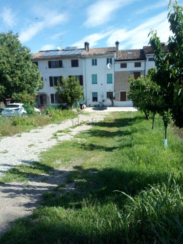 appartamento in vendita a Sorbolo Mezzani in zona Mezzano Inferiore