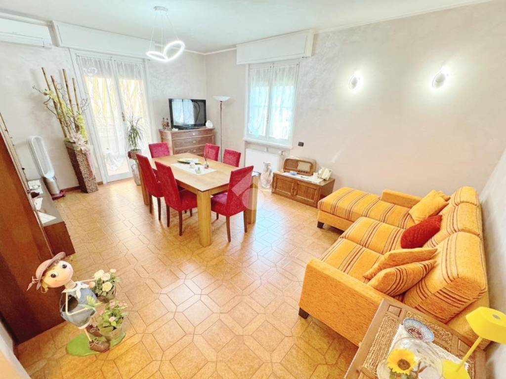 appartamento in vendita a Sorbolo Mezzani in zona Sorbolo