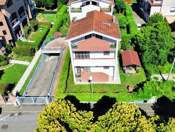 casa indipendente in vendita a Sorbolo Mezzani in zona Mezzani