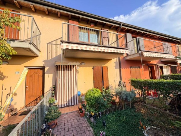 casa indipendente in vendita a Sorbolo Mezzani in zona Coenzo