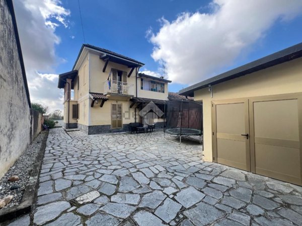 pentavano in vendita a San Germano Vercellese