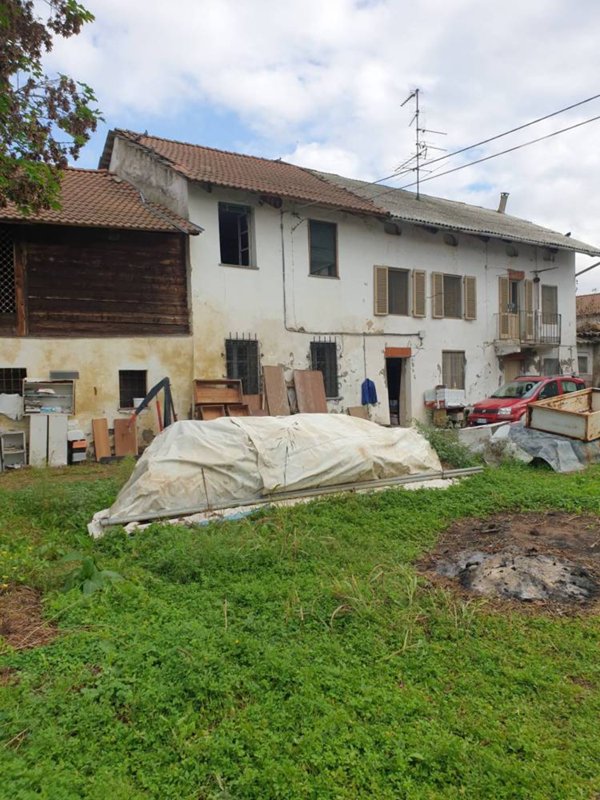 casa indipendente in vendita a San Germano Vercellese
